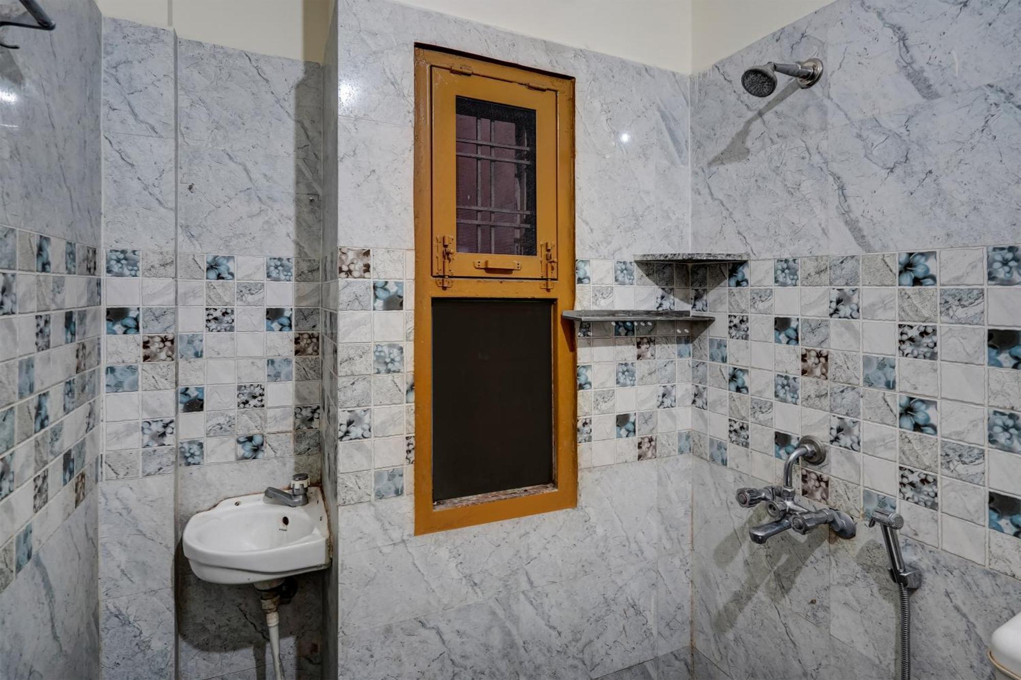 Hotel O Aryan Home Stay Dehradun Exterior photo